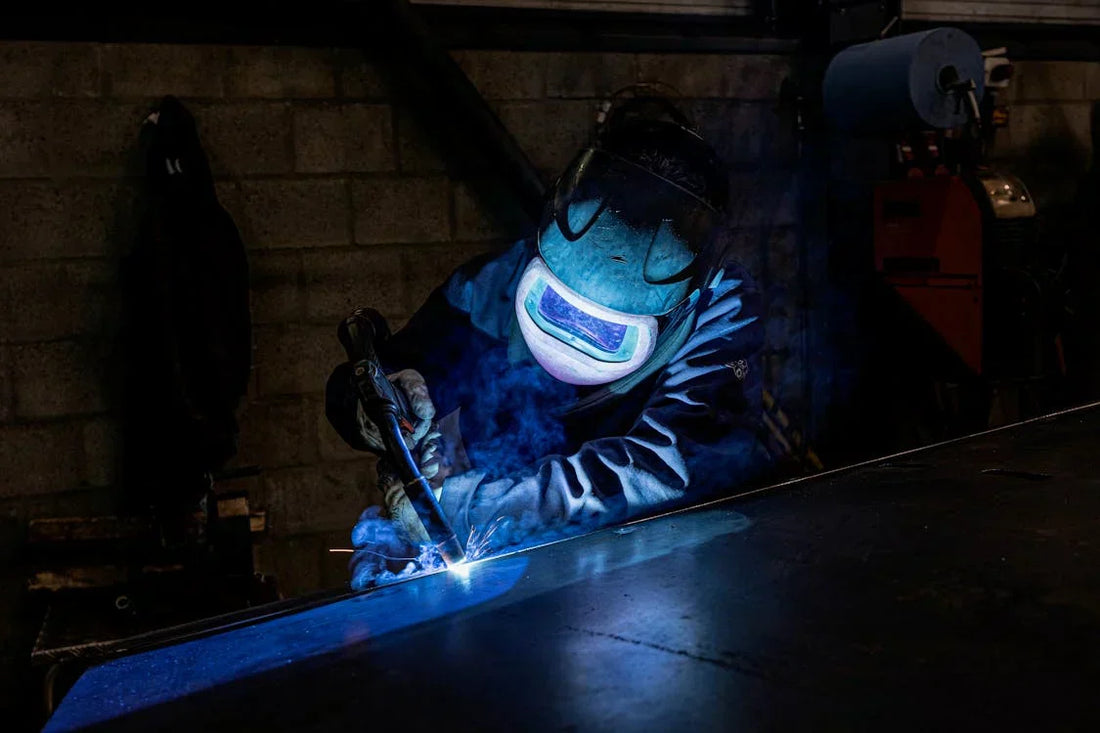 Jak spawać aluminium: poradnik krok po kroku dla początkujących