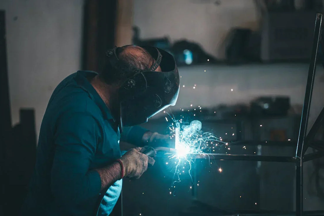 Ile kosztuje kurs spawalniczy w 2025 roku? Przewodnik po cenach i możliwościach